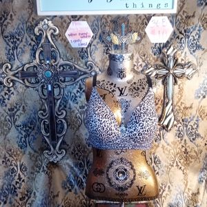 Victoria's Secret bra